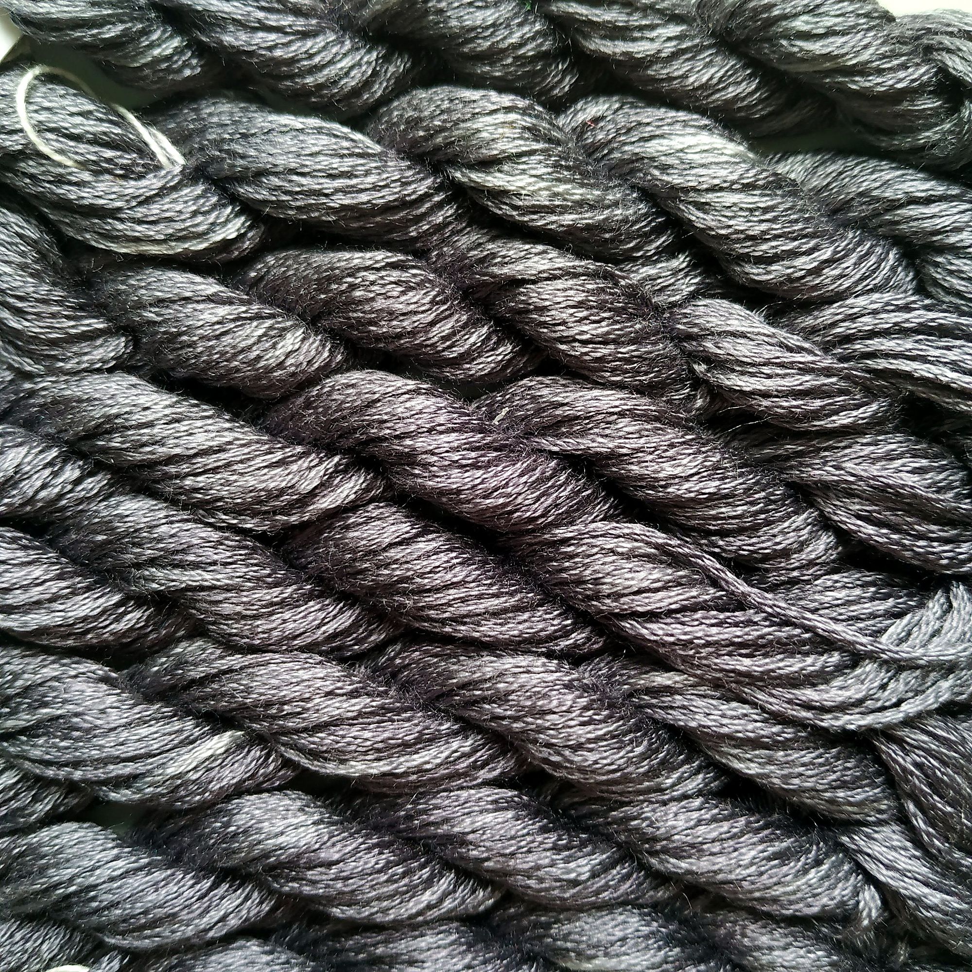 019. Gray MINI - Solid 100% mulberry Silk Thread
