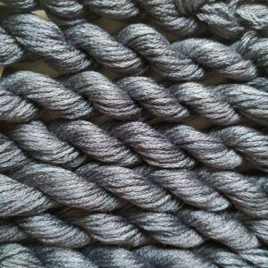 037. Navy Blue MINI - Solid 100% mulberry Silk Thread