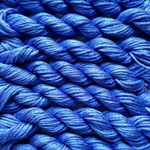 042. Saphire MINI - Solid 100% mulberry Silk Thread