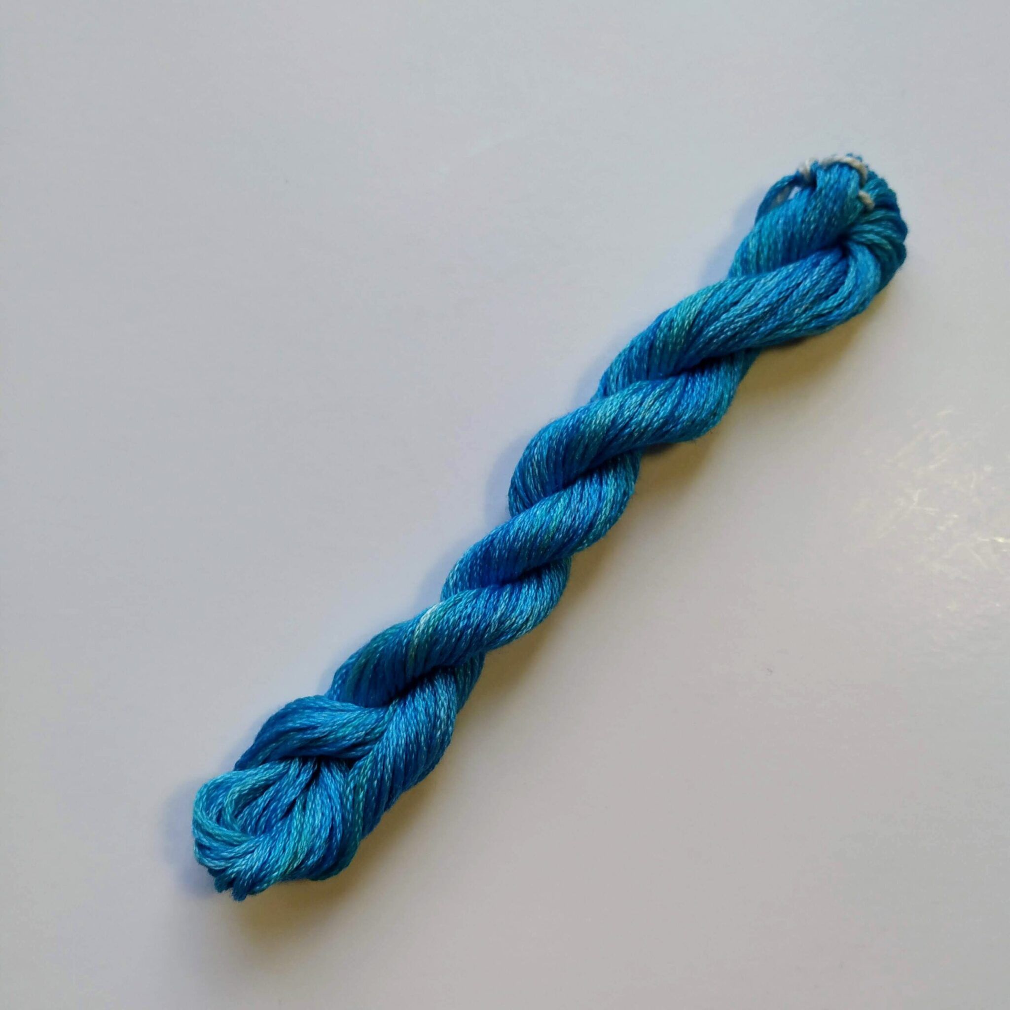 044. Blue MINI - Solid 100% mulberry Silk Thread - Image 3
