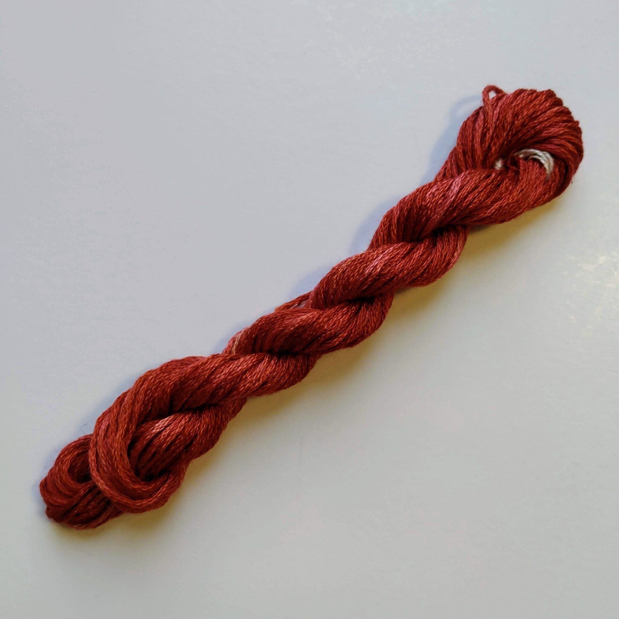 048. Pepper MINI - Solid 100% mulberry Silk Thread - Image 3