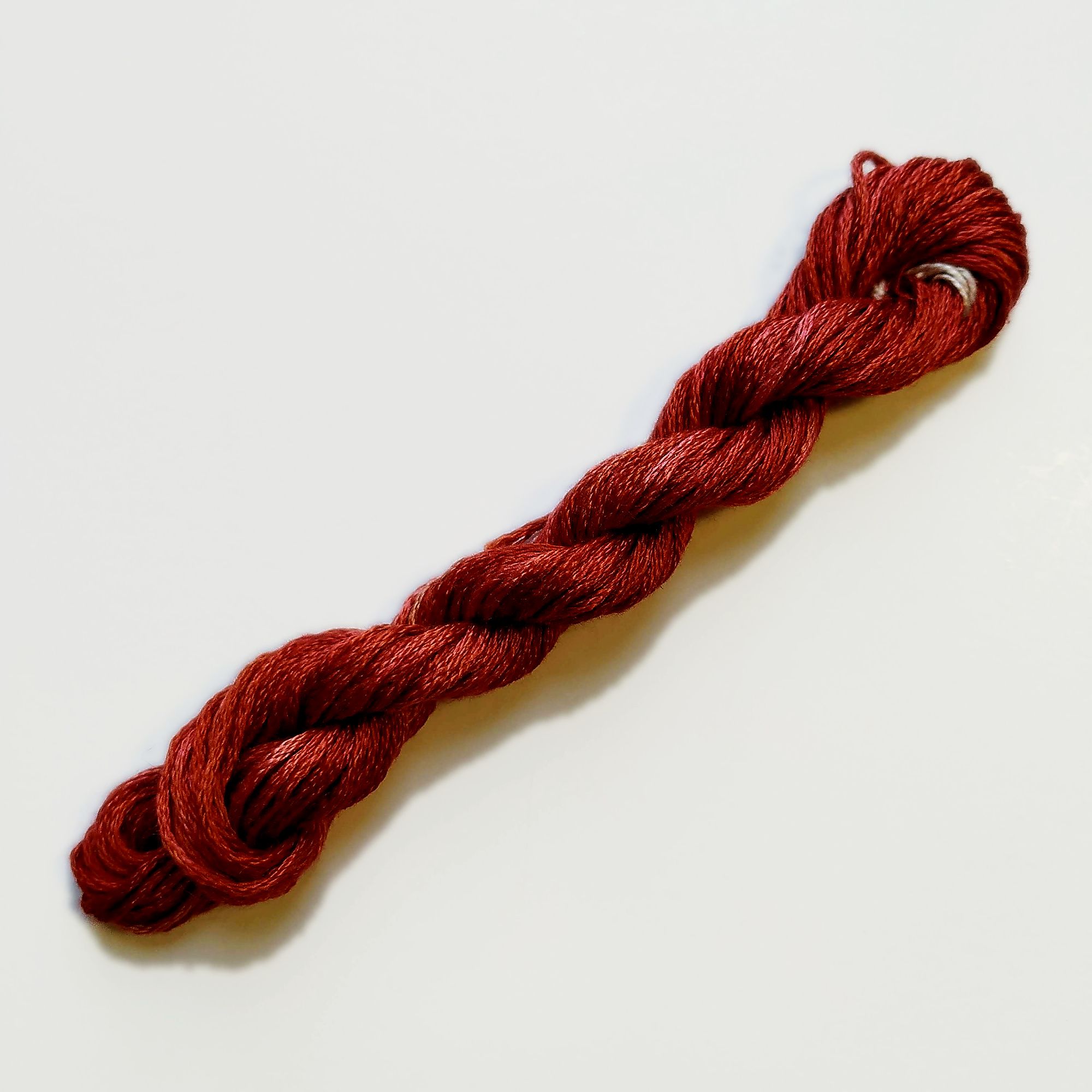 048. Pepper MINI - Solid 100% mulberry Silk Thread - Image 2