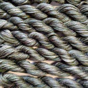 050. Avocado MINI - Solid 100% mulberry Silk Thread