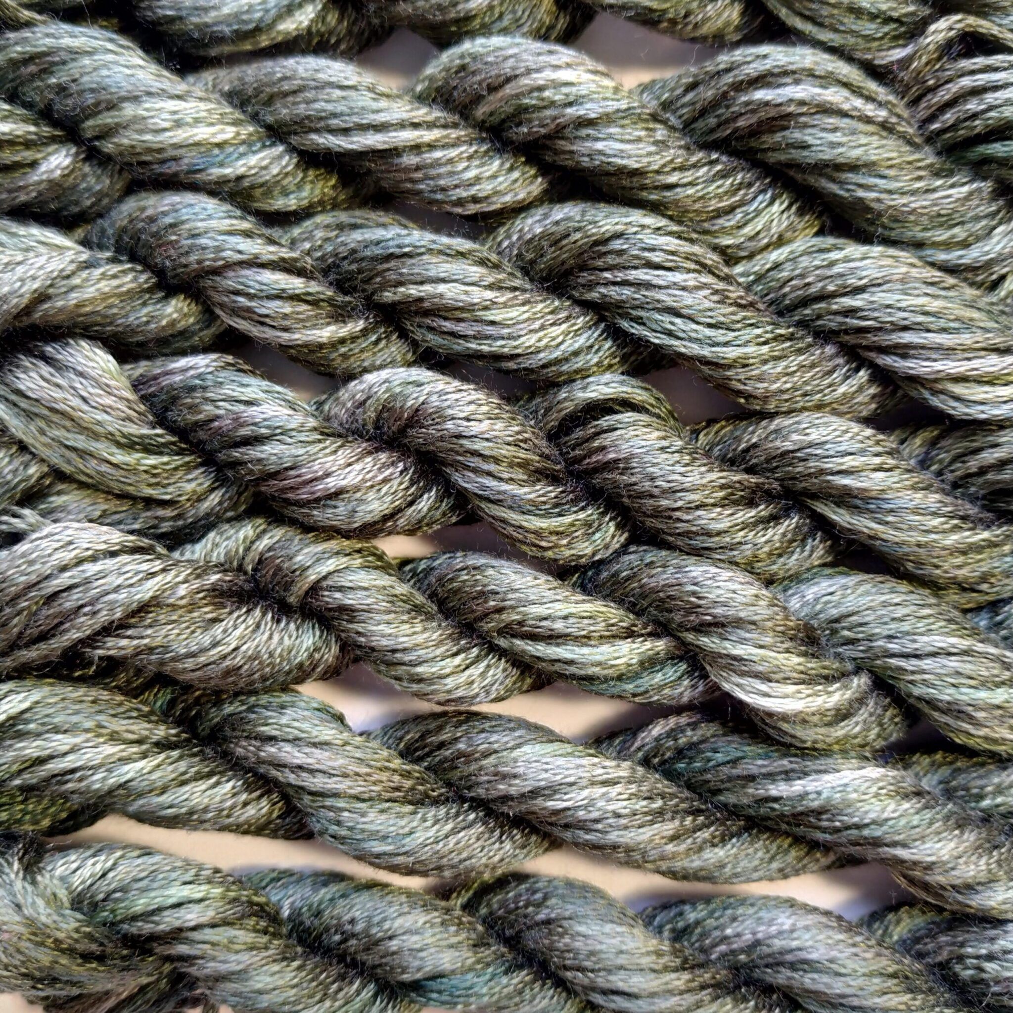 050. Avocado MINI - Solid 100% mulberry Silk Thread