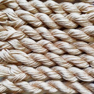 066. Light Peach MINI - Solid 100% mulberry Silk Thread