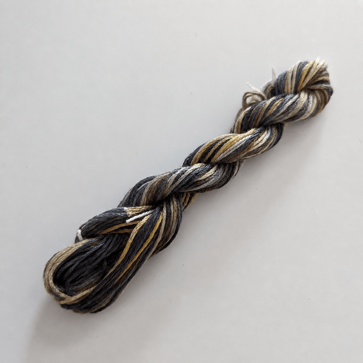 Pipa – Hand-Dyed mulberry Silk Thread, 11 Yards - Image 5