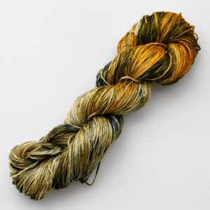 Oxide – Hand-Dyed mulberry Silk Hank, 50 g