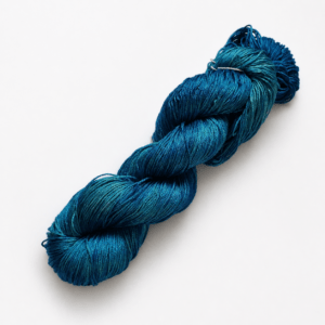 Darling Bleu – Hand-Dyed mulberry Silk Hank, 50 g